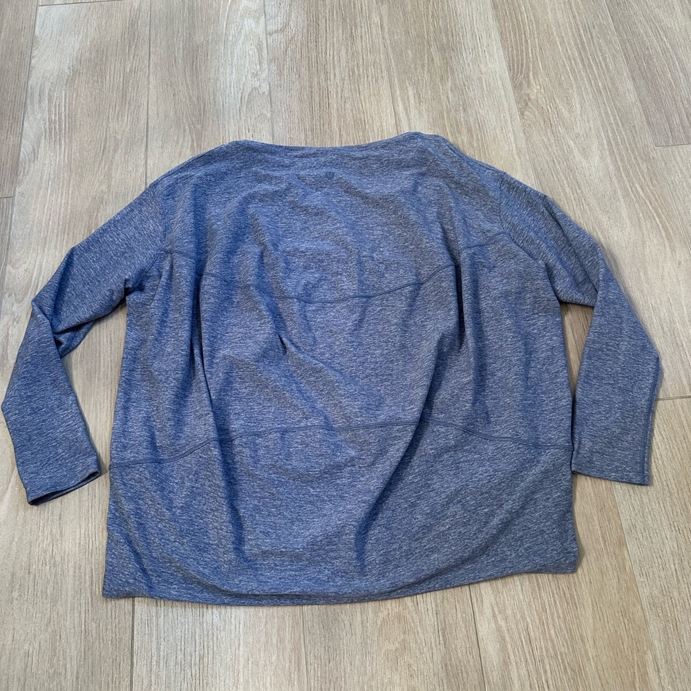 Lululemon size 10